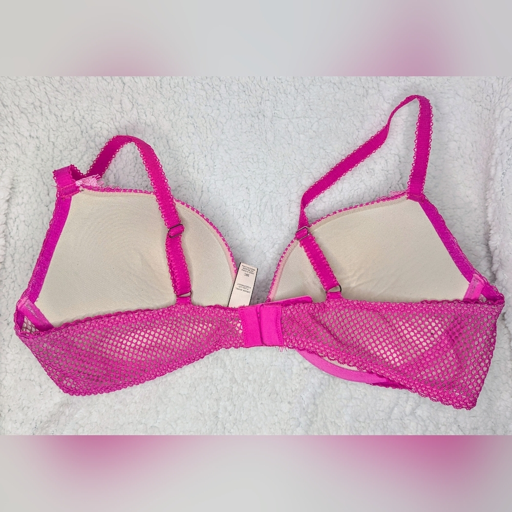 Victoria's Secret Pink Lace Bra - Picture 2 of 4